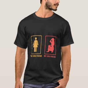 T-shirt Ma petite amie contre ta petite amie cowgirl