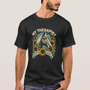 T-shirt Ma thérapeute mange du foin amoureuse de cheval Éq