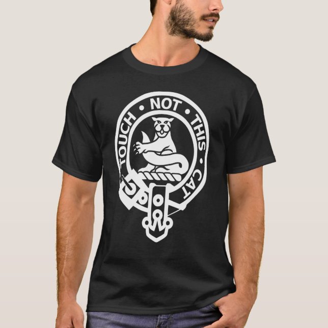 T-shirt Macgillivray Scottish Family Clan Nom Crest Shiel (Devant)