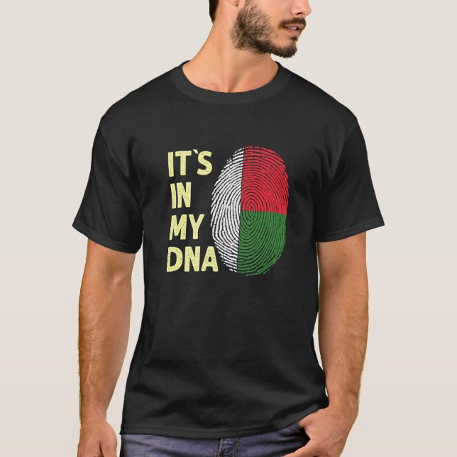 T-shirt Madagascar Dans Mon Adn Équipe Drapeau Malgache Ma (Devant)