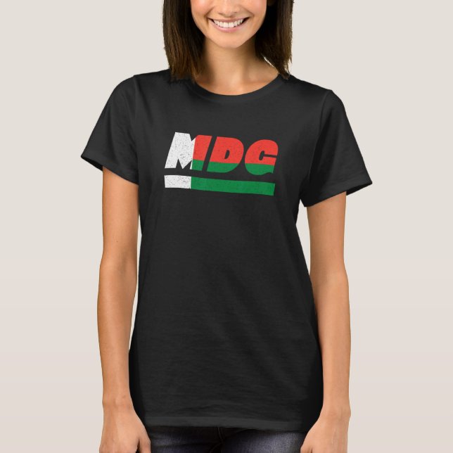 T-shirt Madagascar OMD Madagasikara tenue avec drapeau (Devant)