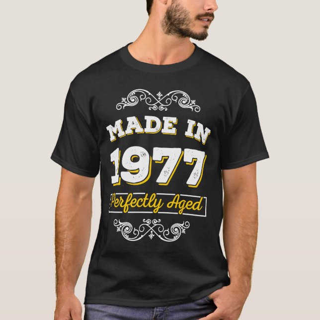 T-shirt Made in 1977 Birthday (Devant)