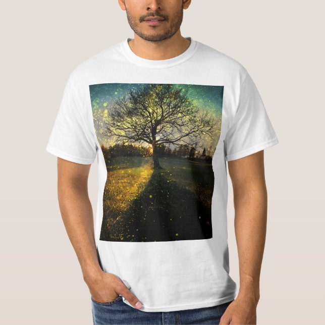 T-shirt Magical fireflies dreamy landscape (Devant)