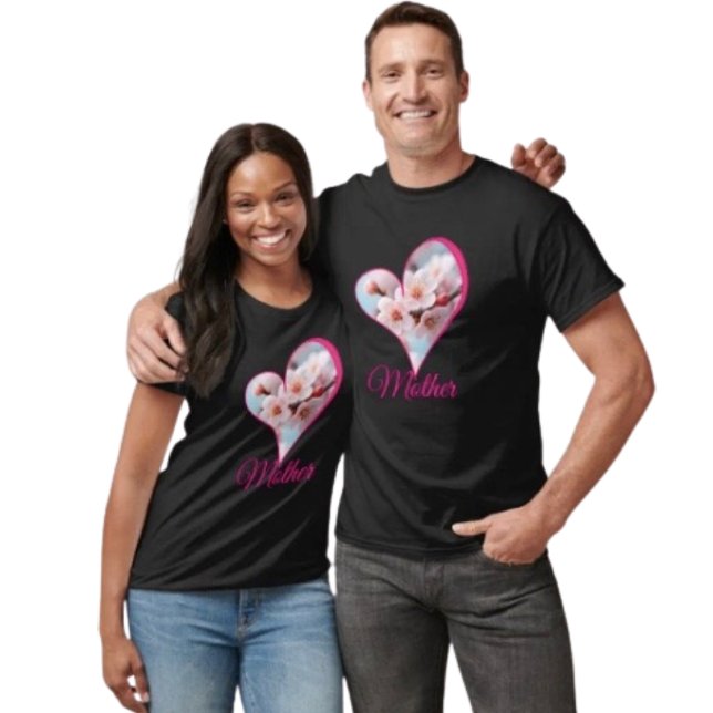 T-shirt Magie de Fleur Rose  (Celebrate Mom with a tee he’ll love to wear—perfect for family photos and Mother’s Day fun.
)