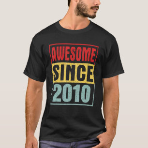 T-shirt Magnifique depuis 2010 Vintage en détresse 12ème a