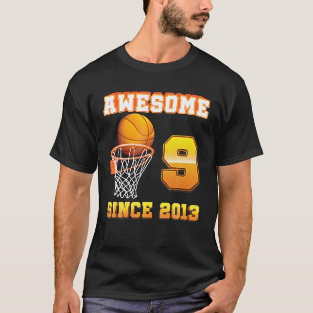 T-shirt Magnifique Depuis 2013 Basketball 9E Anniversaire  (Devant)