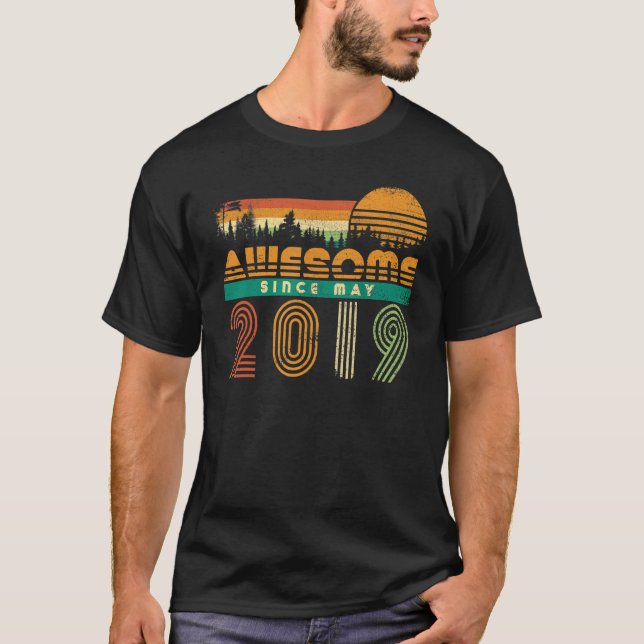 T-shirt Magnifique depuis mai 2019 3e Anniversaire Couple  (Devant)