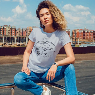 T-shirt Main personnalisée formant croquis d'amitié cardia