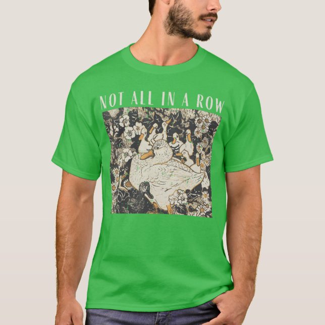 T-shirt Maison de canard maman drôle pas tout à la rangée  (Devant)