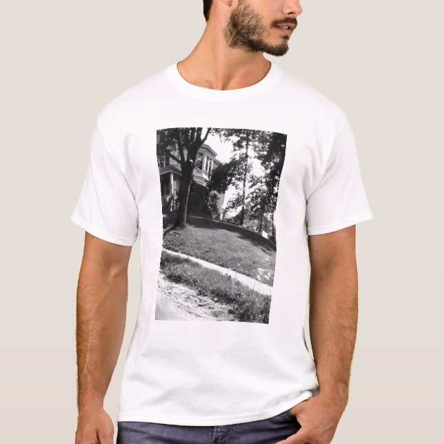 T-shirt Maison de Horatio Alger dans Natick, le (Devant)