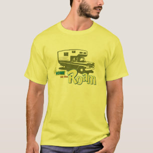 T-shirt Maison sur le rétro camion rv de campeur de