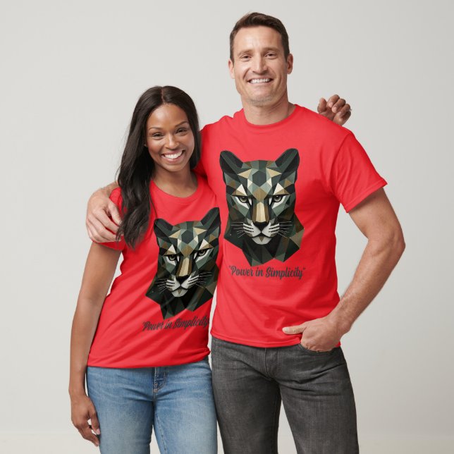 T-shirt "Majesté de la Puma triangulée" (Unisexe)