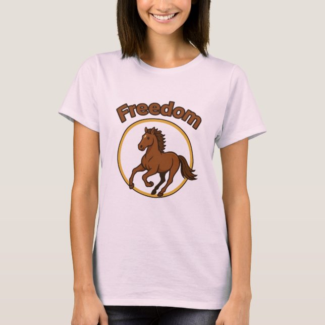 T-shirt **Majestic Arabian Horse in the Golden Desert** (Devant)