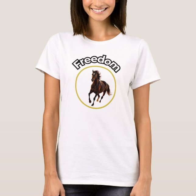 T-shirt **Majestic Arabian Horse in the Golden Desert** (Devant)