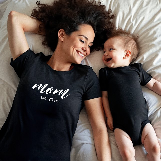 T-shirt Maman a établi nouveau cadeau maman (Créateur téléchargé)