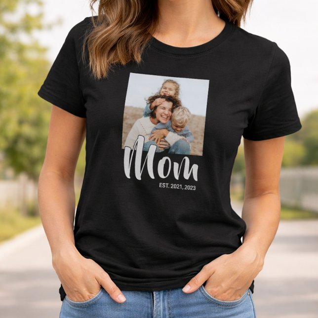 T-shirt Maman a établi une photo de script (Mom Established Script Photo T-Shirt)