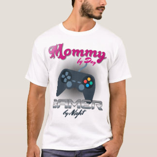 T-shirt Maman by Day, Gamer by Night Men's Cut Tee