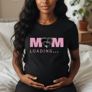T-shirt Maman chargeant une photo d'échographie Fête de bé