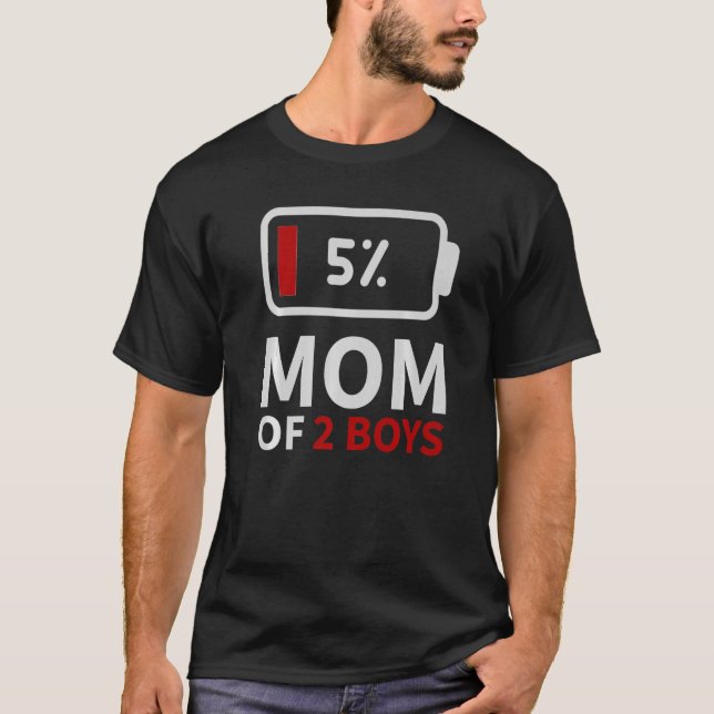 T-shirt Maman de 2 Garçons faible batterie fatigué maman f (Devant)