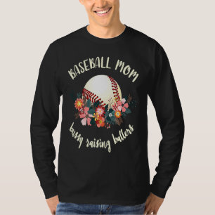 T-shirt Maman de baseball occupée à élever des joueurs de