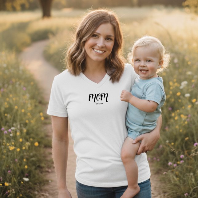 T-shirt maman établi en noir (Créateur téléchargé)