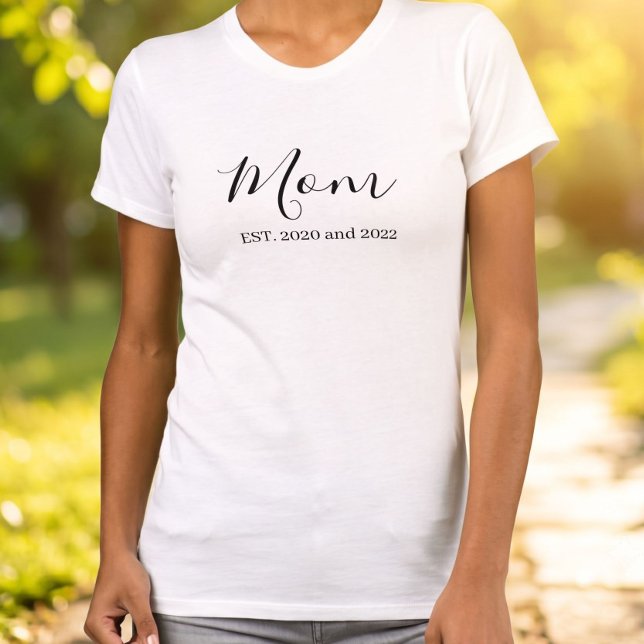 T-shirt Maman établie en noir script (Créateur téléchargé)