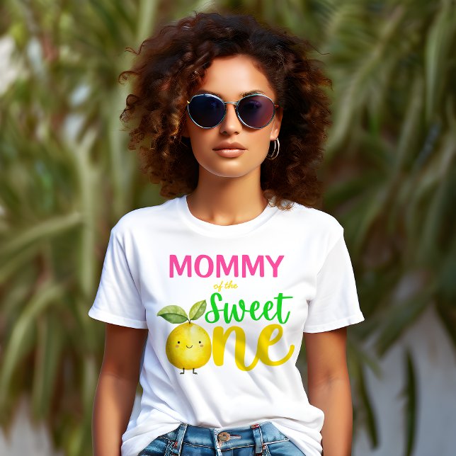 T-shirt Maman of the Sweet one rose lemonade party (Mommy of the Sweet one pink lemonade party T-Shirt personalized birthday shirt party photo props)