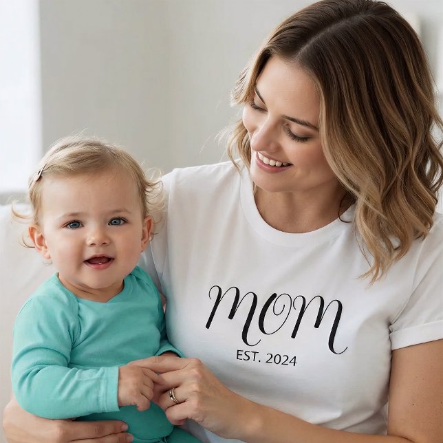 T-shirt Maman Script Noir Établie (Créateur téléchargé)