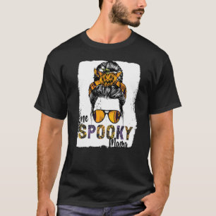 T-shirt Maman sorcière aux cheveux relevés en chignon déso