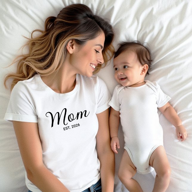 T-shirt Maman statut établi en écriture (Créateur téléchargé)