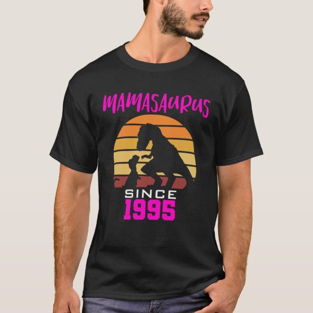 T-shirt Mamasaurus since 1995 (Devant)