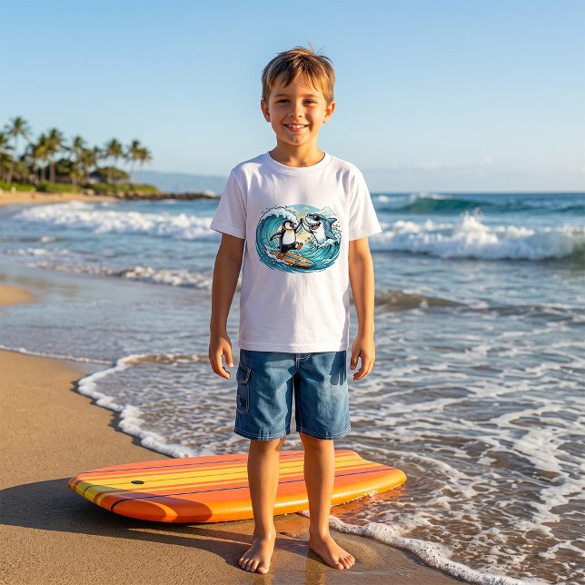 T-shirt Manchot surfeur et requin high five (Créateur téléchargé)
