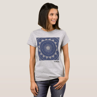 T-shirt Mandala bleu et argenté