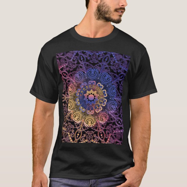 T-shirt Mandala violet et jaune : dessin manuel (Devant)