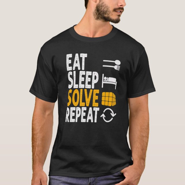 T-shirt Mangez Sleep Résolvez Répéter Math Vitesse Cubing  (Devant)