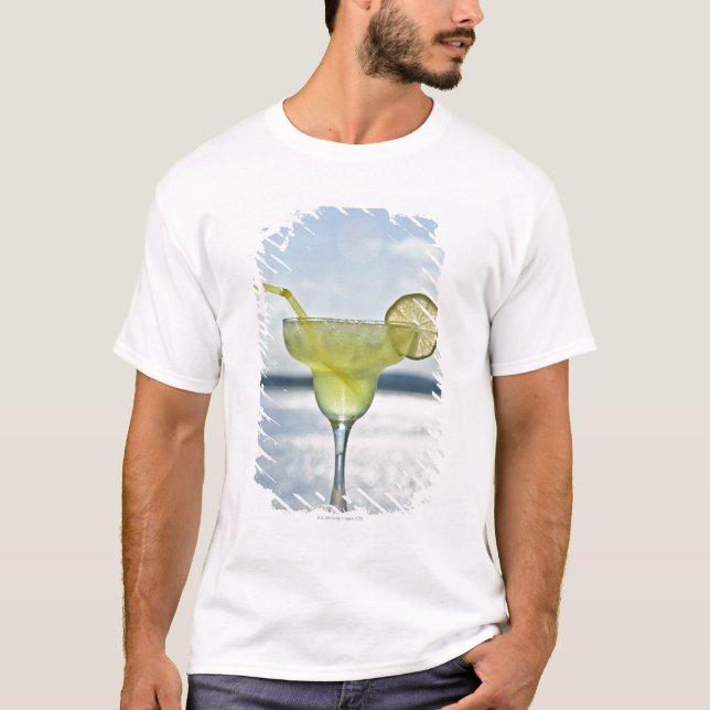 T-shirt Margarita par la mer (Devant)