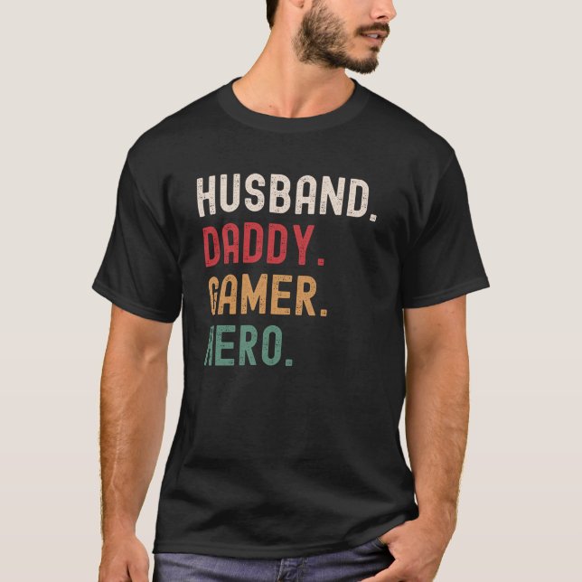 T-shirt Mari Daddy Gamer Hero (Devant)