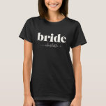 T-shirt Mariée | Simple minimaliste moderne personnalisé<br><div class="desc">Célébrez votre journée spéciale avec style avec cette Mariée | T-Shirt Simple Minimaliste Moderne Personnalisé. Doté d'une typographie élégante et d'un design épuré, cette chemise est parfaite pour la mariée qui aime un look moderne et minimaliste. Customisez-le avec votre nom ou votre date de mariage pour le rendre vraiment unique...</div>