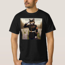 Marine Corps Wolf saluant