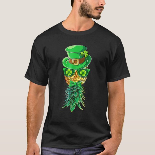 T-shirt Mask Swinger Upside Down Pineapple St Patrick's Da (Devant)