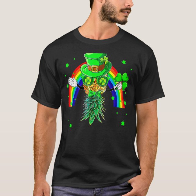 T-shirt Masque Balançoire À L'envers Ananas Saint Patrick  (Devant)