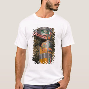 T-shirt Mât totem dans un parc à Ottawa, Ontario, Canada