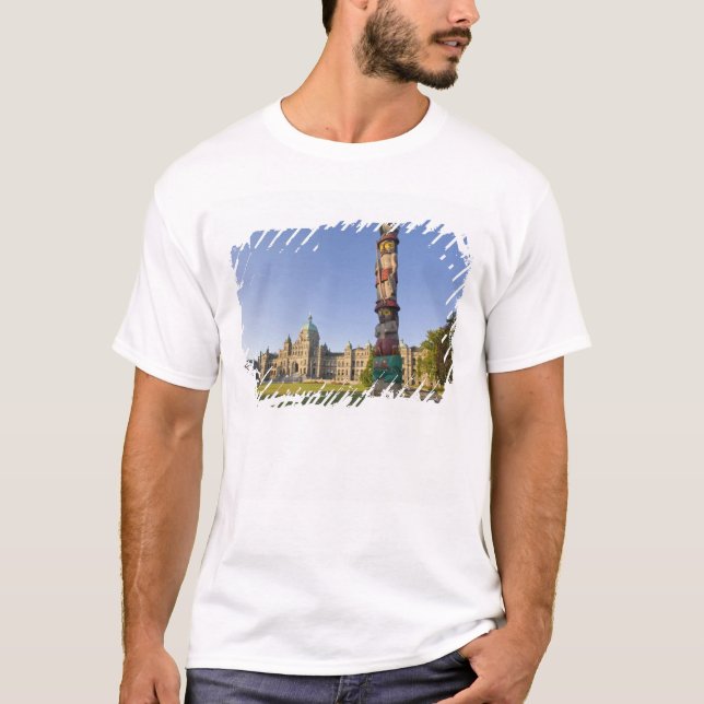 T-shirt Mât totem sur l'édifice du Parlement à (Devant)