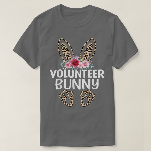 T-shirt Matching Funny Leopard Prince Bunny Volunteer East (Design devant)