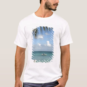 T-shirt Maurice, Grand Baie. Bateaux ancrés dans la