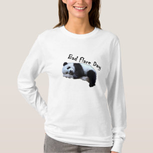 T-shirt Mauvaise chemise de panda de jour de fusée