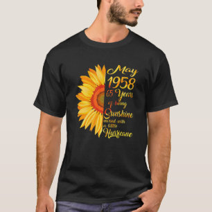 T-shirt May Girl 1958 65e anniversaire Cadeau 65 ans