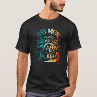 T-shirt Médaille De Yoga Cette Maman Fait Du Café Et Du Yo
