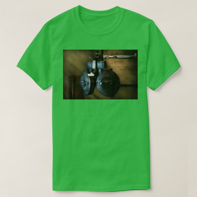 T-shirt Médecin Optométrie Un vieil phorophe 2 (Design devant)