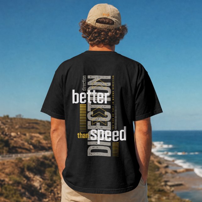 T-shirt Meilleure Direction Que La Vitesse – Typographie M (Créateur téléchargé)